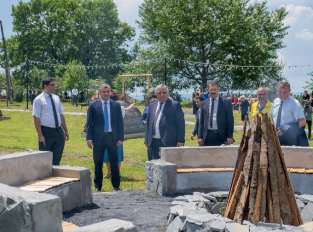 image-py1a8klh0a4xfo9vmh5q8oblbogke79aomqlqjnc