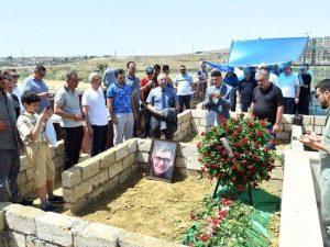 image-9e36fca2-93c0-3472-a5b2-e0e8d2daf892_850