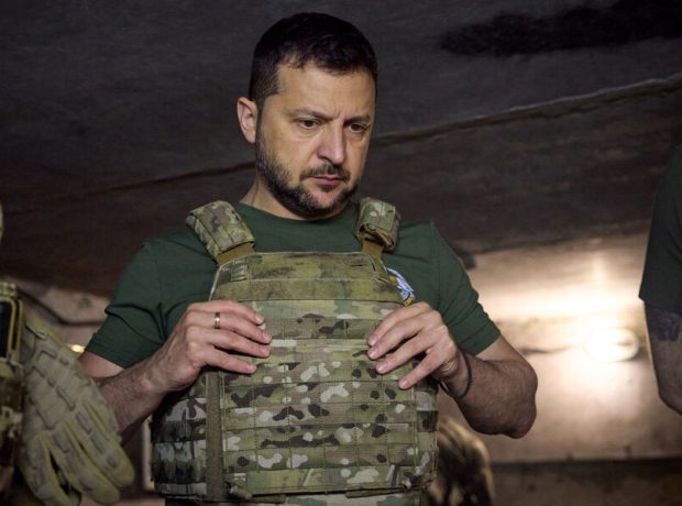 image-2023-07-29t135312z_1019751172_rc21d2a4ij08_rtrmadp_3_ukraine-crisis-zelenskiy-bakhmut-pic_32ratio_900x600-900x600-97463