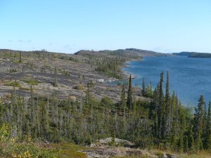 image-utsingipoint-greatslavelake-pic_32ratio_900x600-900x600-39535