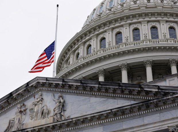 image-upload-2023-09-29t152234z_1210493796_rc2fi3akqza2_rtrmadp_3_usa-congress-feinstein-pic_32ratio_900x600-900x600-81109