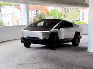 image-tesla-pic_32ratio_900x600-900x600-2441