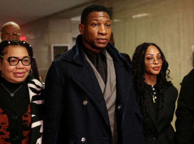 image-2023-12-18t220327z_855110214_rc2iz4ah0g1s_rtrmadp_3_usa-people-jonathan-majors-pic_32ratio_900x600-900x600-64781