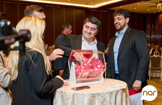 image-dealer-event-4-637x400