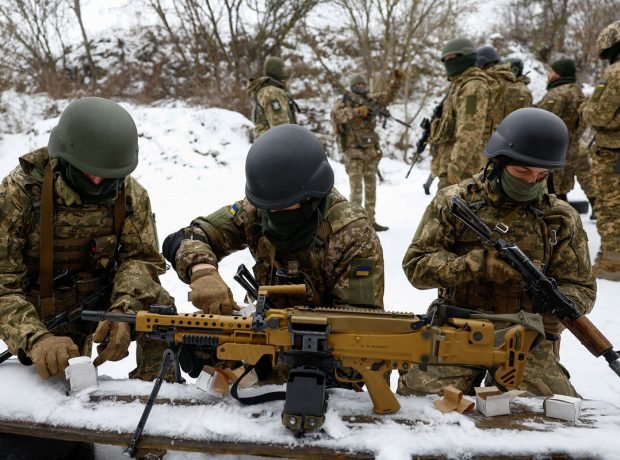 image-2023-12-13t134055z_292950560_rc27w4afb92v_rtrmadp_3_ukraine-crisis-siberian-battalion-pic_32ratio_1200x800-1200x800-8274