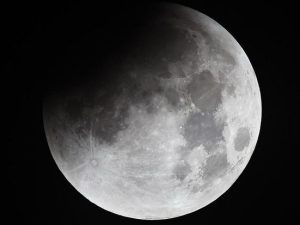 image-moon-2096998