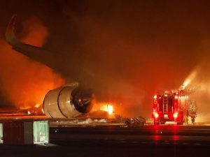 image-upload-2024-01-02t103317z_359469903_rc2m95ab9gsj_rtrmadp_3_japan-airport-fire-pic_32ratio_900x600-900x600-82118