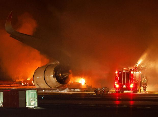 image-upload-2024-01-02t103317z_359469903_rc2m95ab9gsj_rtrmadp_3_japan-airport-fire-pic_32ratio_900x600-900x600-82118