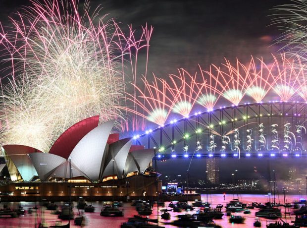 image-upload-2023-12-31t141032z_2028430805_rc2d85a15zwc_rtrmadp_3_new-year-australia-pic_32ratio_900x600-900x600-15900