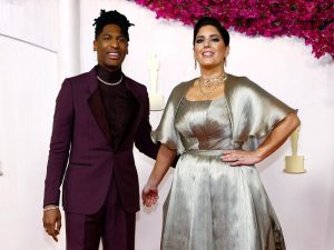 image-2024-03-10t225121z_349862922_hp1ek3a1rhcri_rtrmadp_3_awards-oscars-pic_32ratio_900x600-900x600-20897