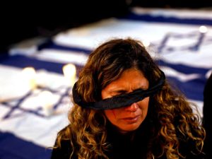 image-upload-2023-11-07t215900z_1706877264_rc2j84a0iq82_rtrmadp_3_israel-palestinians-protests-czech-pic_32ratio_900x600-900x600-97665