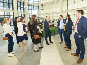 image-171394938175257271_1200x630