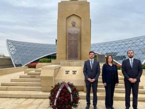 image-fec84950-32d4-32b0-94d8-ba2d863ae27c_850