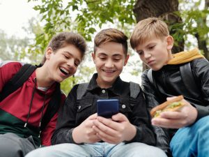 image-pexels-max-fischer-5212659-pic_32ratio_1200x800-1200x800-58475