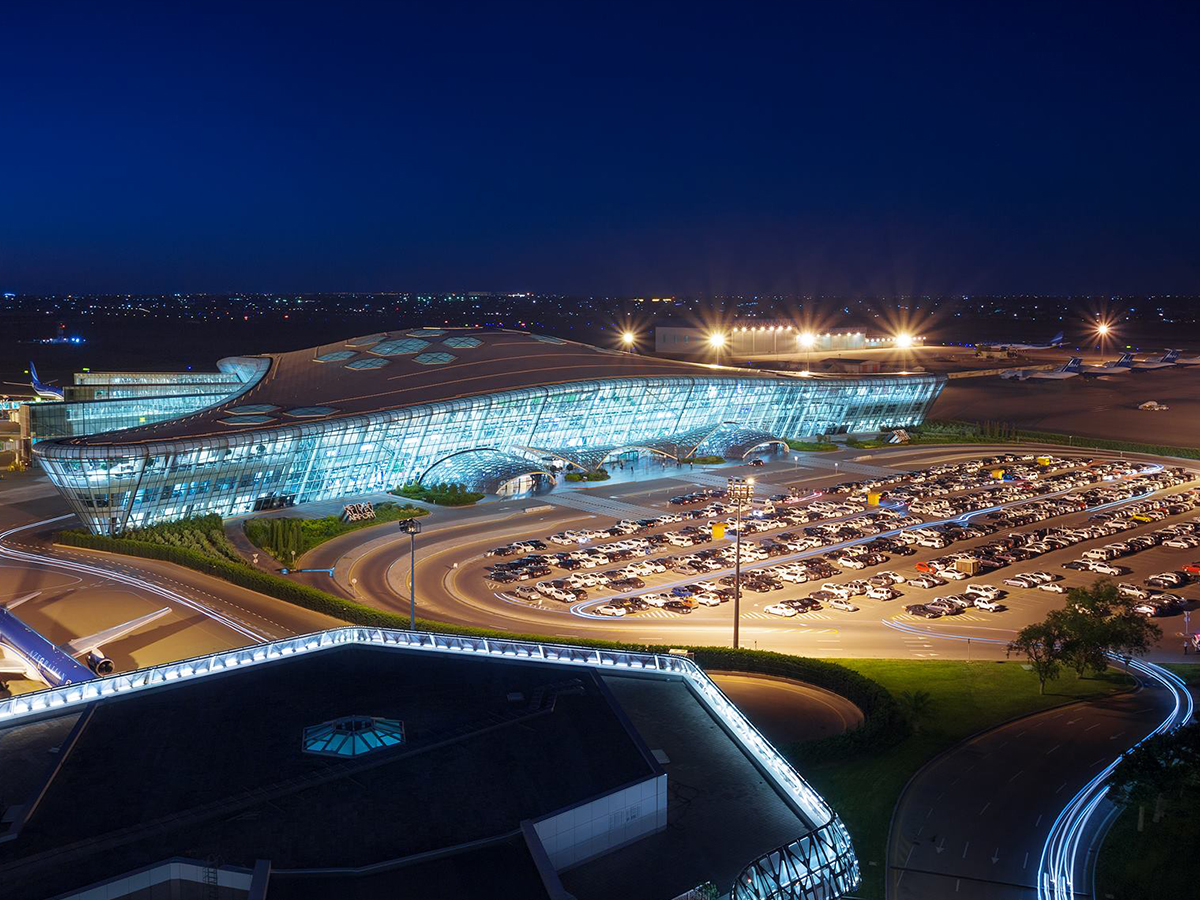 image-1521887799_4960732_1521887721_9810562airport1