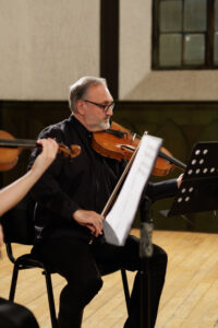 image-1763042278101551704_1200x630