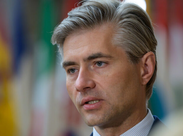 image-6920522b02e8bd53193f5c2e