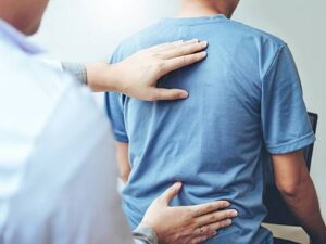 image-doctorconsultingwithpatient_1