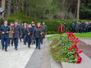 image-1765544260437445278_1200x630