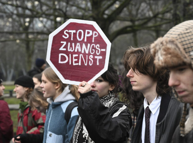 image-693300b9ae5ac9272b1673a3