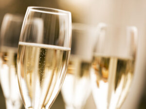 image-693960ca02e8bd6d517ebf32