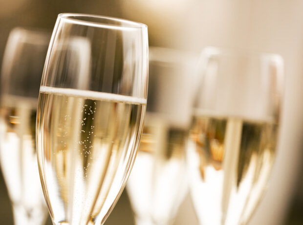 image-693960ca02e8bd6d517ebf32