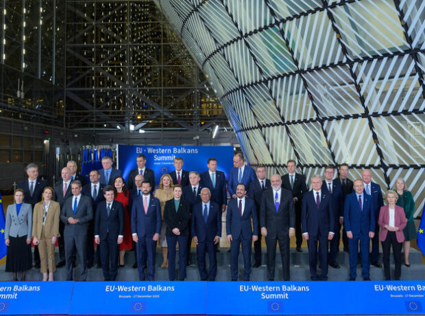 image-694563ea02e8bd1b0029eb08