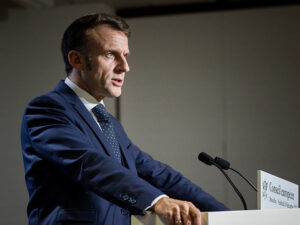 image-694db3d002e8bd34e371a732