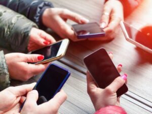 image-1739881140_telefonlar