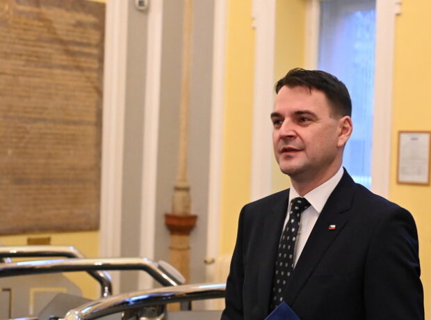 image-695ca6a7ae5ac90aca05eb36