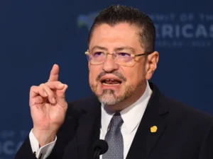 image-image_940x_696754050d563