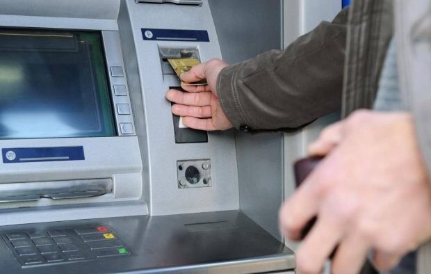image-1770188494_pensiya-tqaud-bankomat-atm