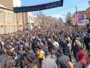 image-nocomment_596d6906397710a9cb1e1eb4395c12c6_xtsv497e0m6q5hukw3c8-640x336