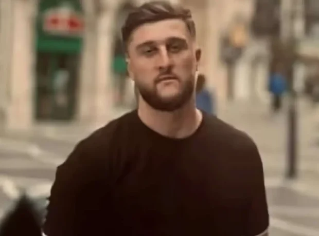 image-01kngpb5kf4drqc4q7r7a9pv8q-large