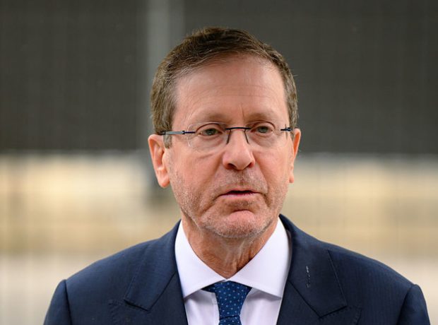 image-69ee0b0202e8bd53ce00b3bd