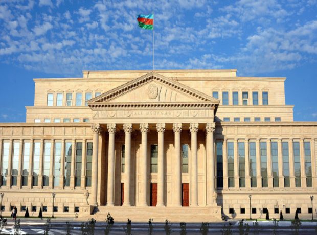 image-ali_mehkeme_oxu24_1777375029